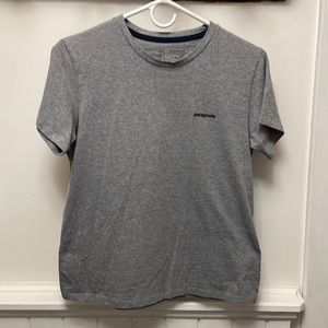 Patagonia women’s tee